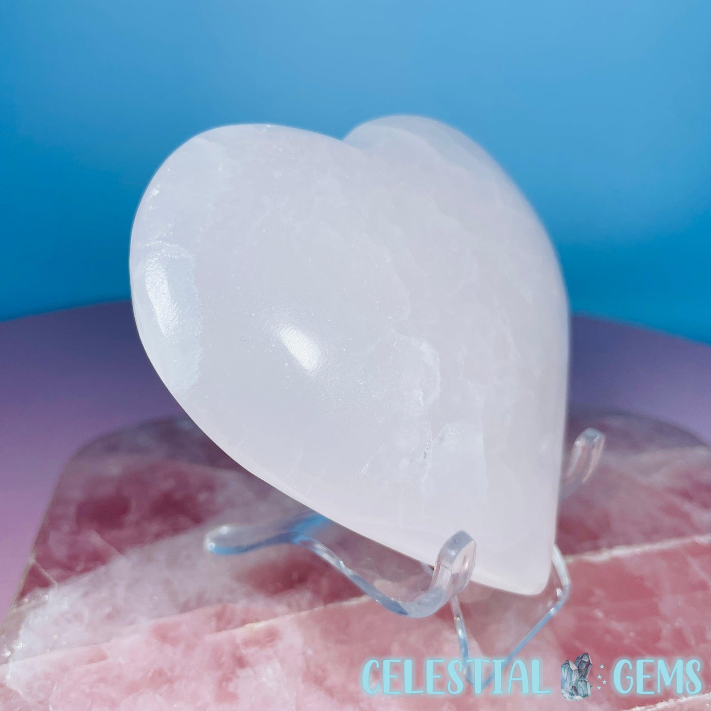 Mangano UV Calcite Heart Medium Carving