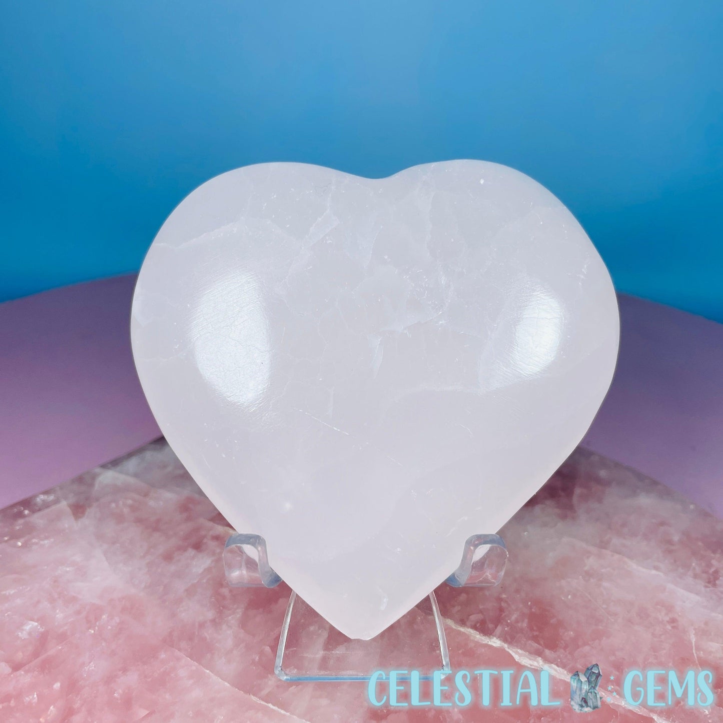 Mangano UV Calcite Heart Medium Carving