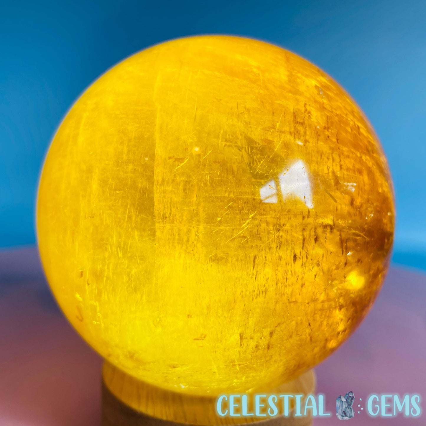 Optical Honey Calcite XL Sphere 1.09kg (Video)