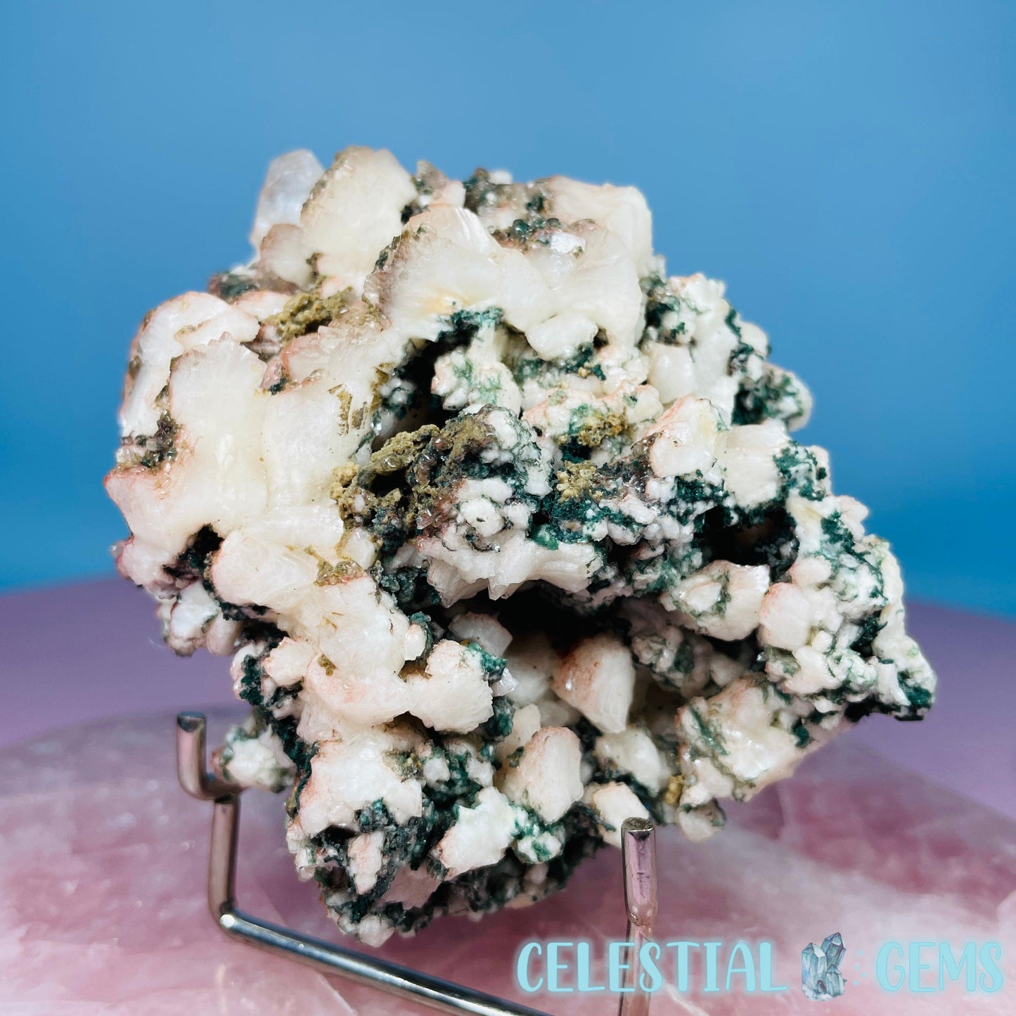 Marshy Heulandite + Stilbite + Celadonite Medium Cluster