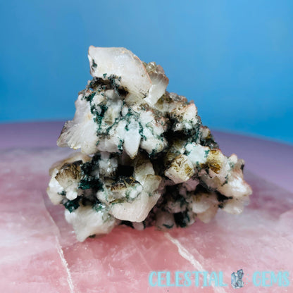 Marshy Heulandite + Stilbite + Celadonite Small Cluster