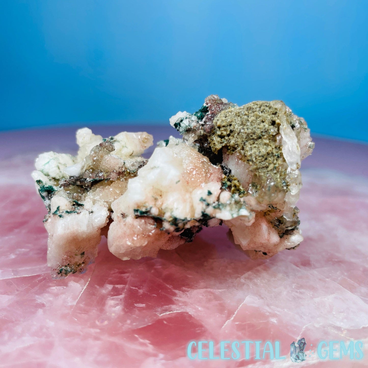 Marshy Heulandite + Stilbite + Celadonite Small Cluster