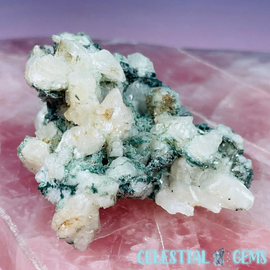 Marshy Heulandite + Stilbite + Celadonite Small Cluster