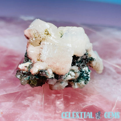 Marshy Heulandite + Stilbite + Celadonite Small Cluster