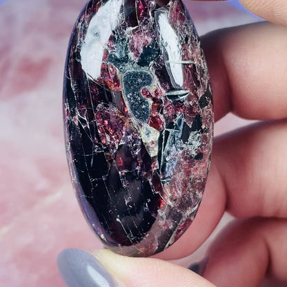 Rhodolite Garnet Small Palmstone (Video)